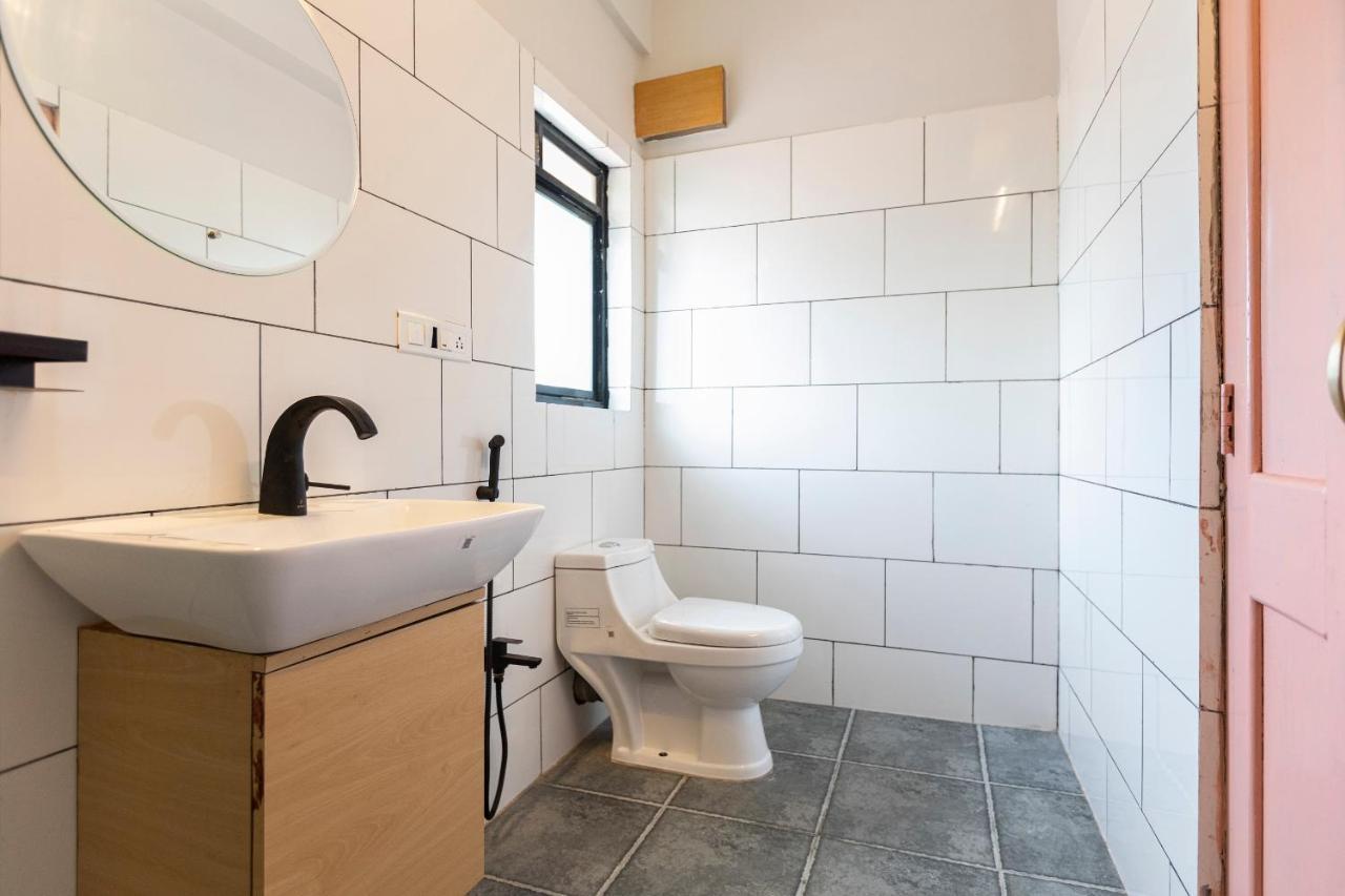 Chic Micro Studios By Handmade Homes Калькутта Экстерьер фото